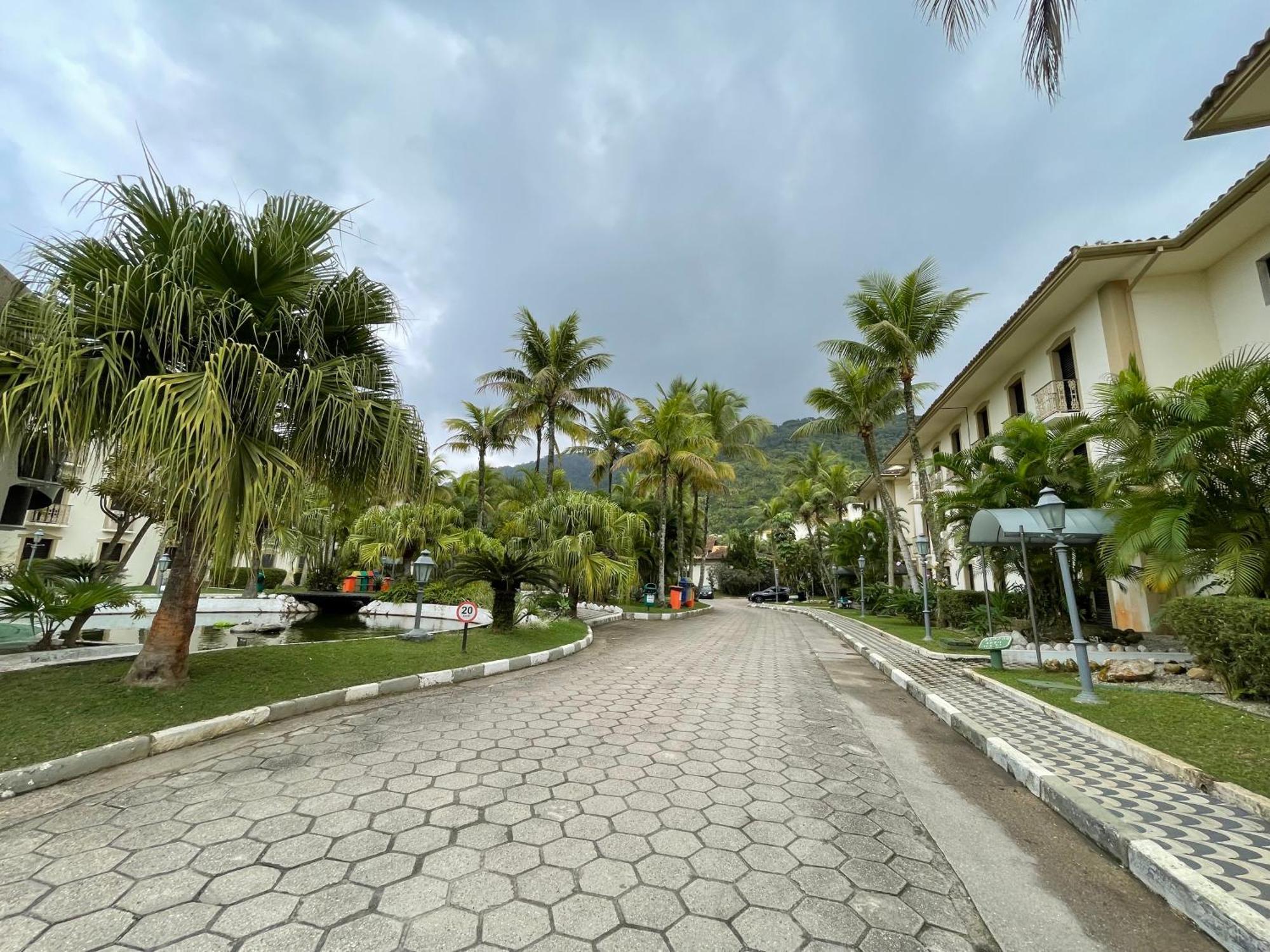 Condominio Wembley Tenis Praia Das Toninhas J406 Ubatuba Bagian luar foto